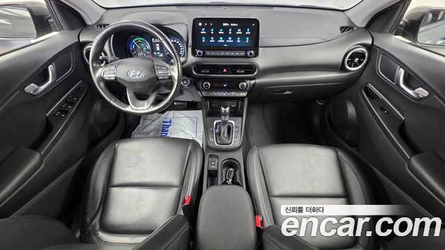 Hyundai Kona — interior