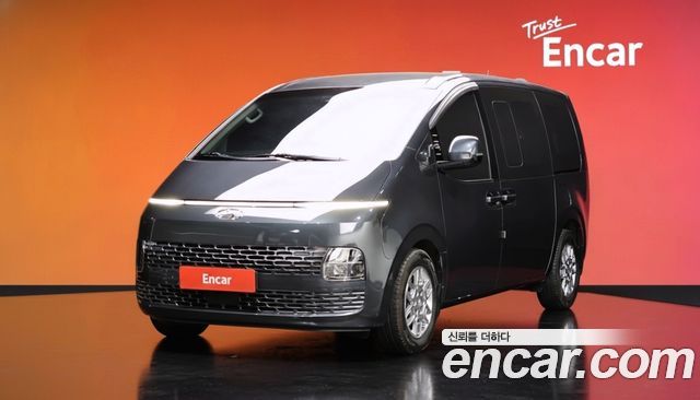 Hyundai Staria