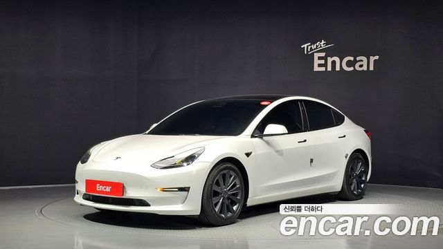 Tesla Model 3 — exterior