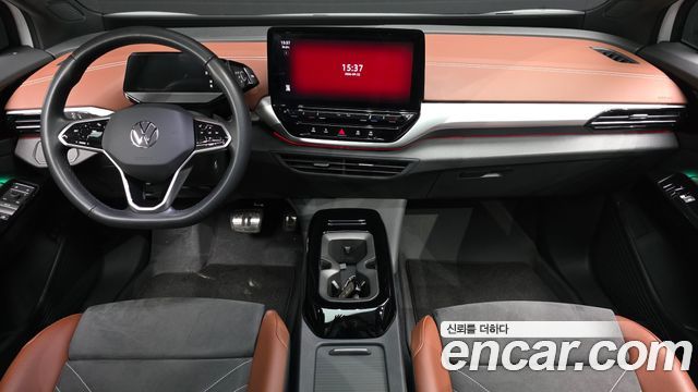 Volkswagen ID.4 — interior