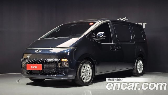 Hyundai Staria — exterior
