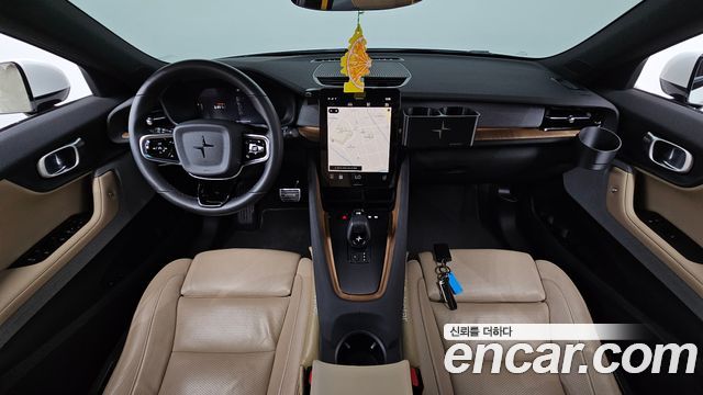 Polestar 2 — interior