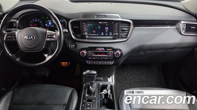 Kia Sorento — interior