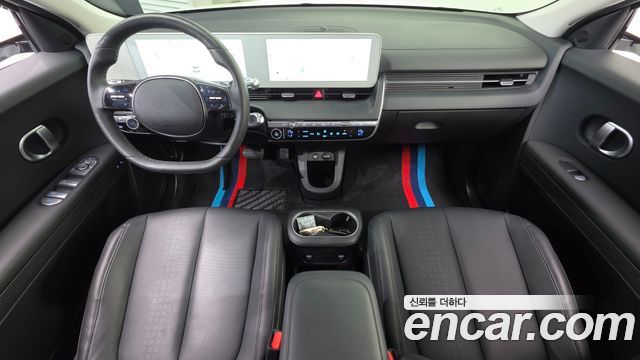 Hyundai IONIQ 5 — interior