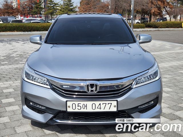 Honda Accord — exterior