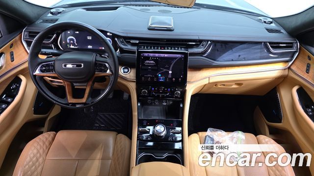 Jeep Cherokee — interior