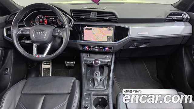 Audi Q3 — interior