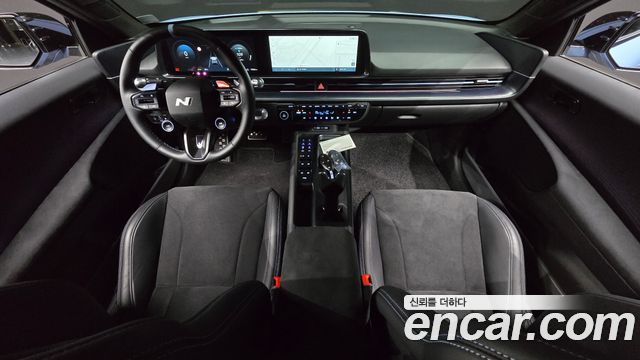 Hyundai IONIQ 6 — interior