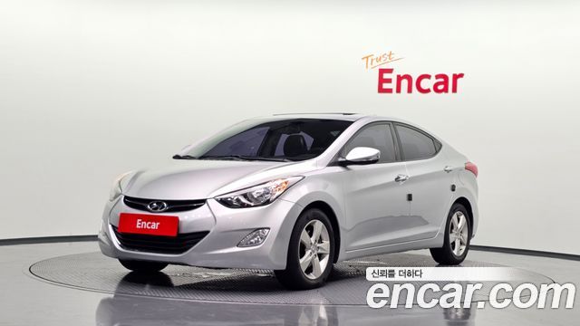 Hyundai Avante — exterior