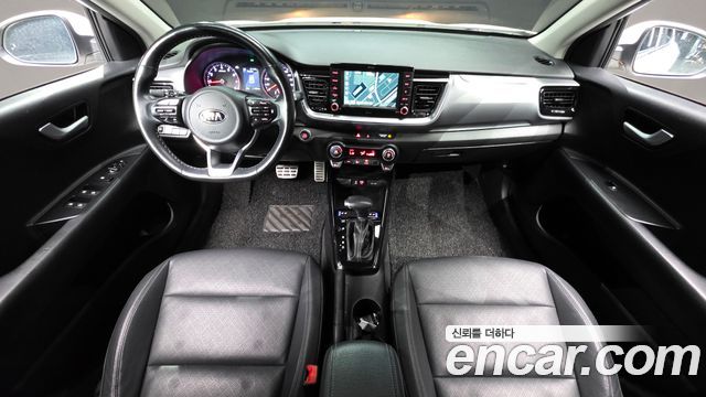 Kia Stonic — interior