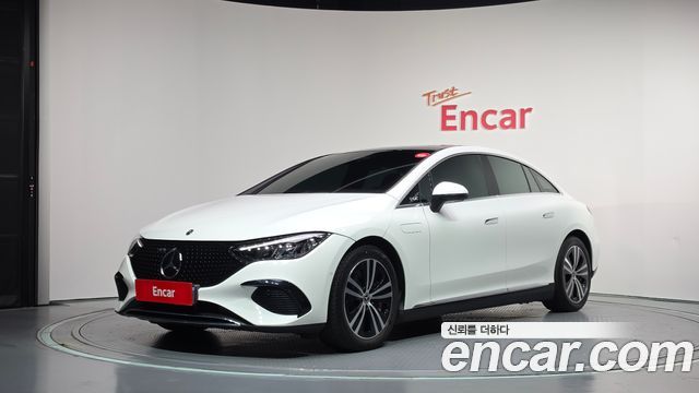 Mercedes-Benz EQE — exterior