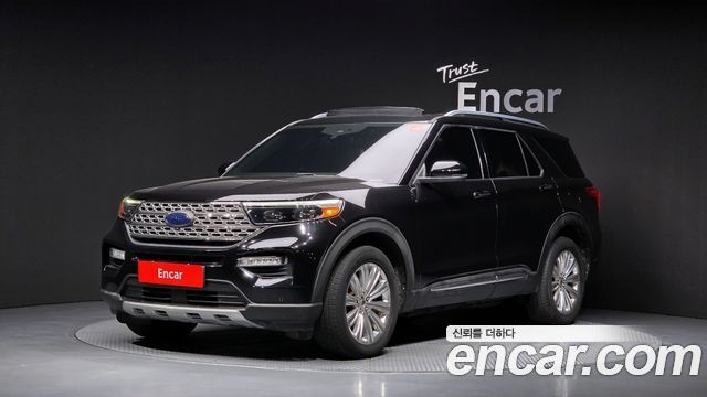 Ford Explorer — exterior