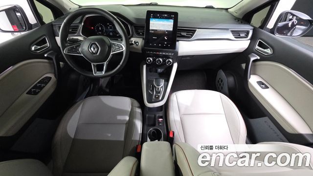 Renault Korea Captur — interior