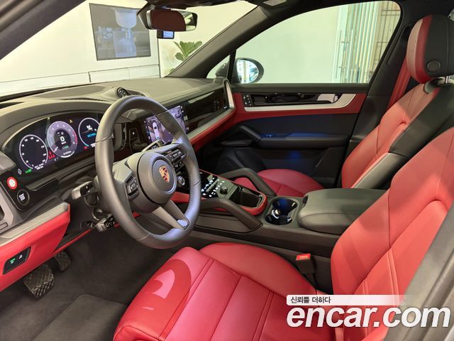 Porsche Cayenne — interior