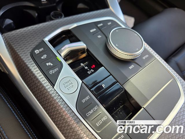 BMW 4 Series — interior