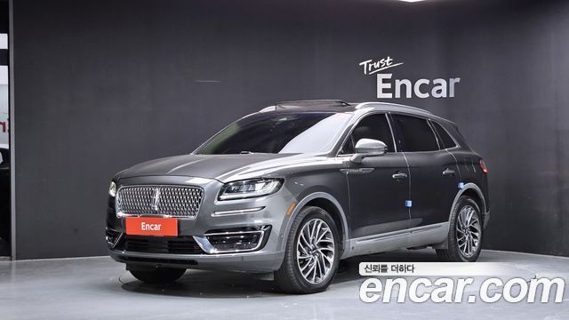 Lincoln Nautilus — exterior