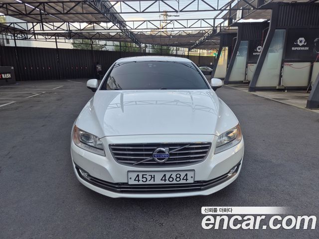 Volvo S80 — exterior