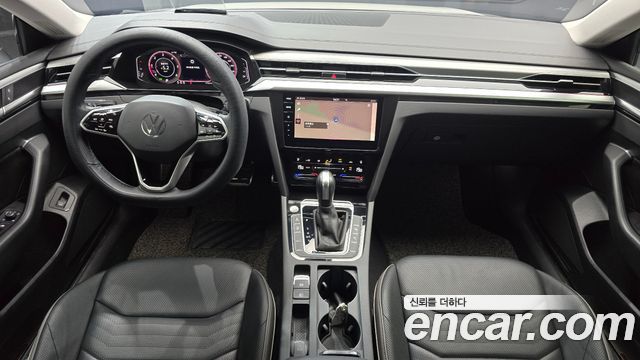 Volkswagen Arteon — interior