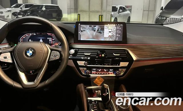 BMW Gran Turismo GT — interior