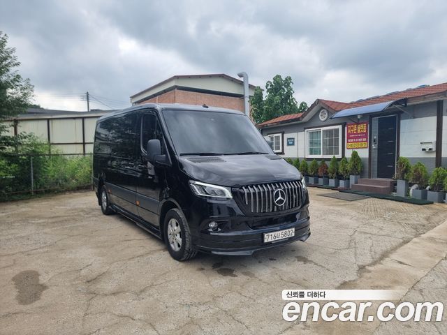 Mercedes-Benz Sprinter — exterior