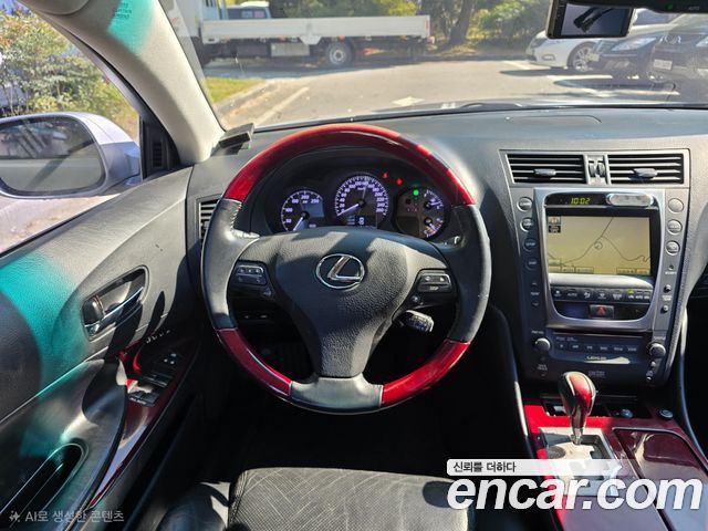 Lexus GS — interior
