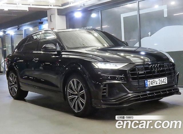 Audi Q8 — exterior