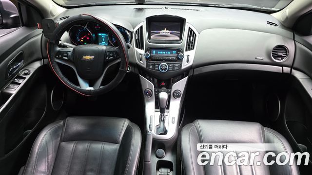 Chevrolet Korea Cruze — interior