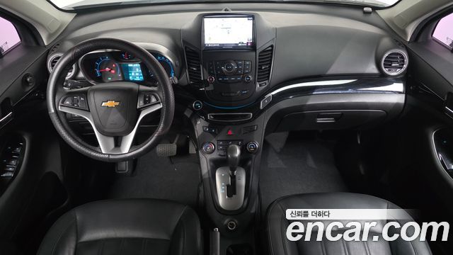 Chevrolet Korea Orlando — interior