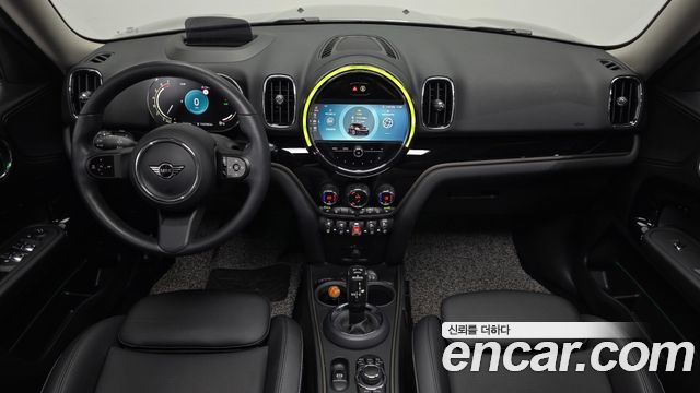 MINI Countryman — interior