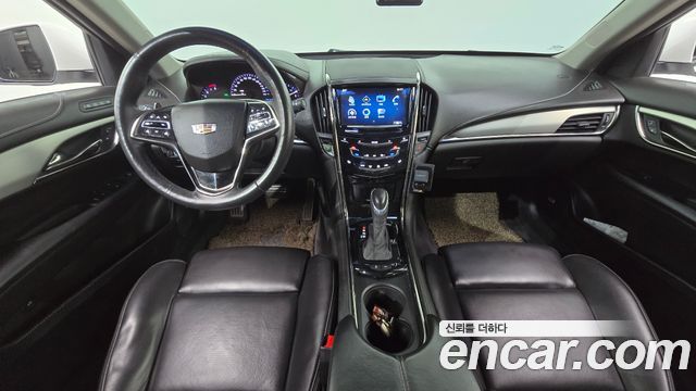 Cadillac ATS — interior