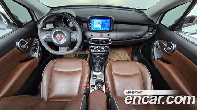 Fiat 500X — interior
