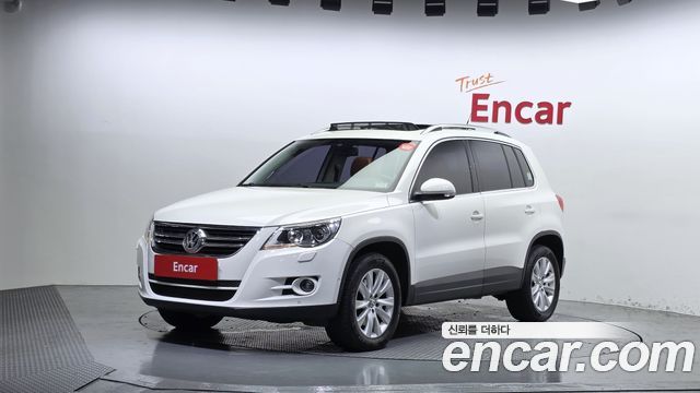 Volkswagen Tiguan — exterior