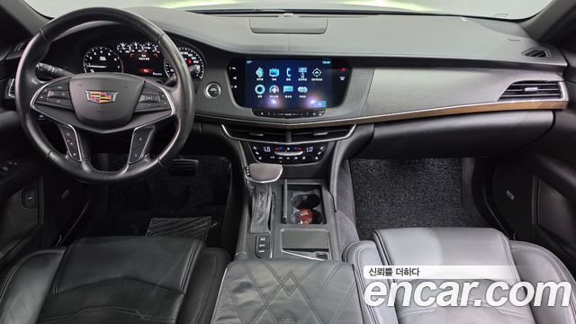 Cadillac CT6 — interior