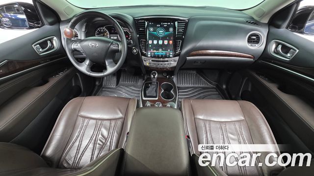 Infiniti QX60 — interior