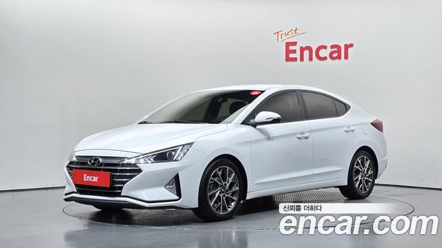 Hyundai Avante — exterior