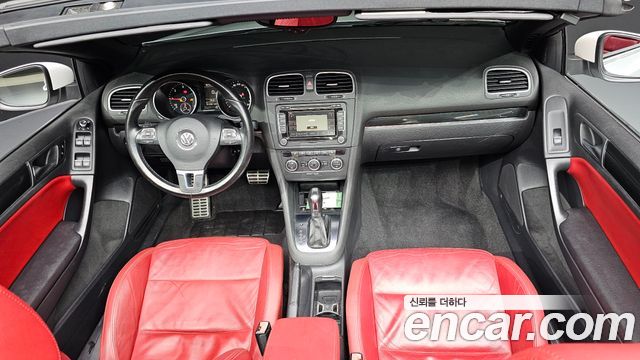 Volkswagen Golf — interior