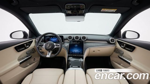 Mercedes-Benz C-Class — interior