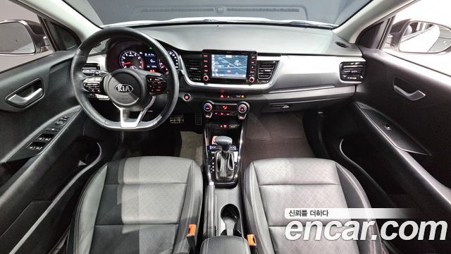 Kia Stonic — interior