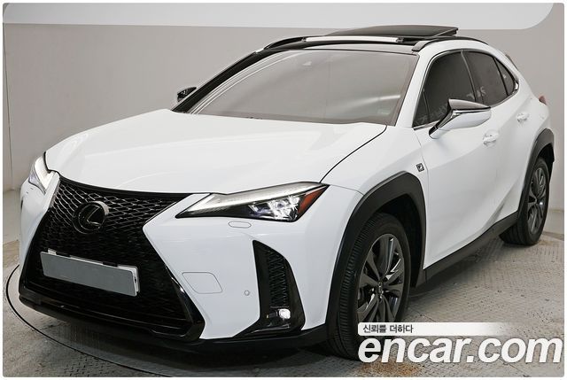 Lexus UX — exterior