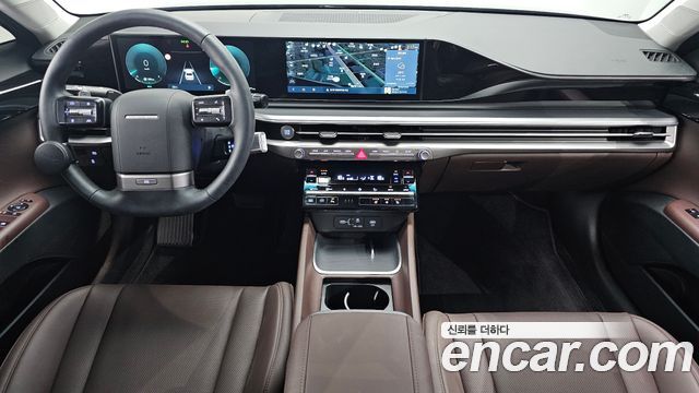 Hyundai Grandeur — interior
