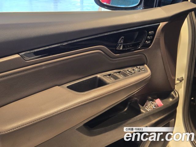 Honda Odyssey — interior