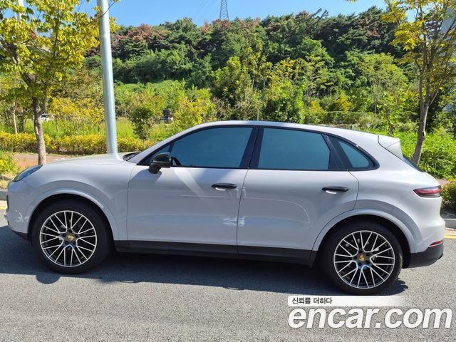 Porsche Cayenne — exterior
