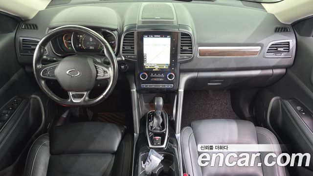 Renault Korea QM6 — interior