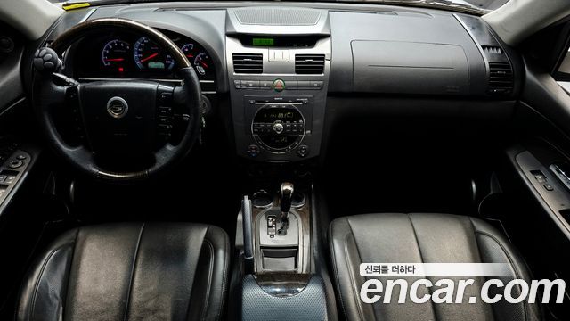 KG Mobility Rexton — interior