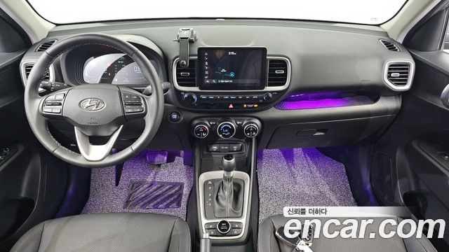 Hyundai Venue — interior