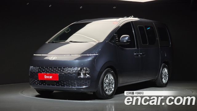 Hyundai Staria — exterior