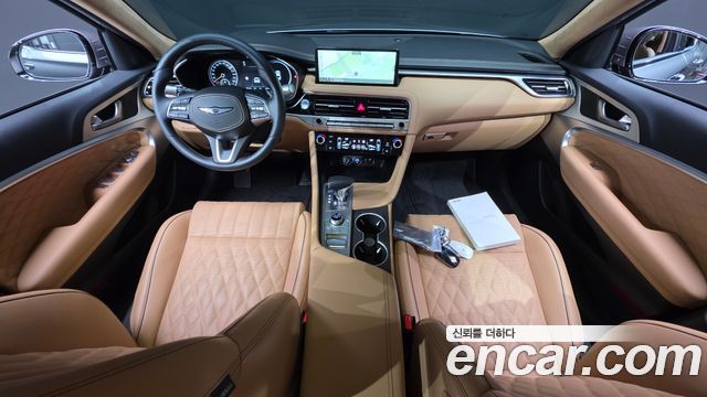 Genesis G70 — interior