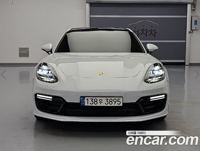 Porsche Panamera — exterior
