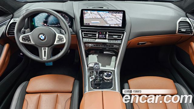 BMW 8 Series — interior