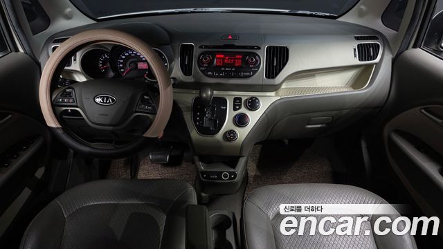 Kia Ray — interior